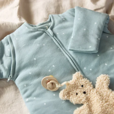 Baby sovepose