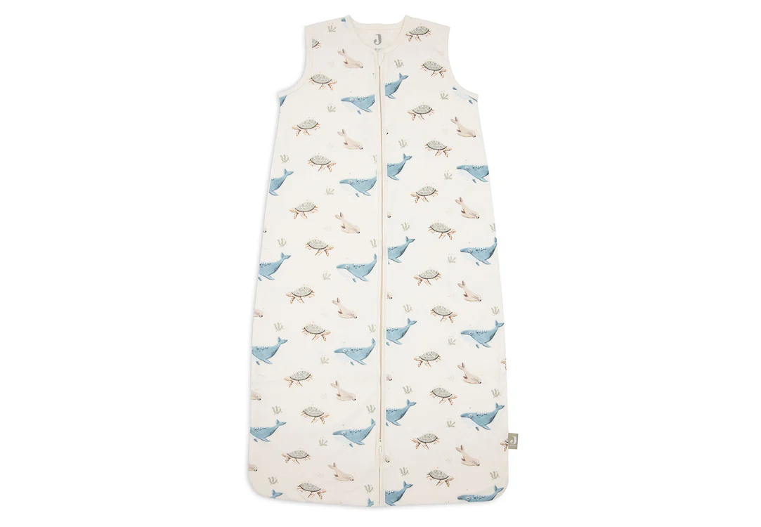 Babysovepose til sommer
