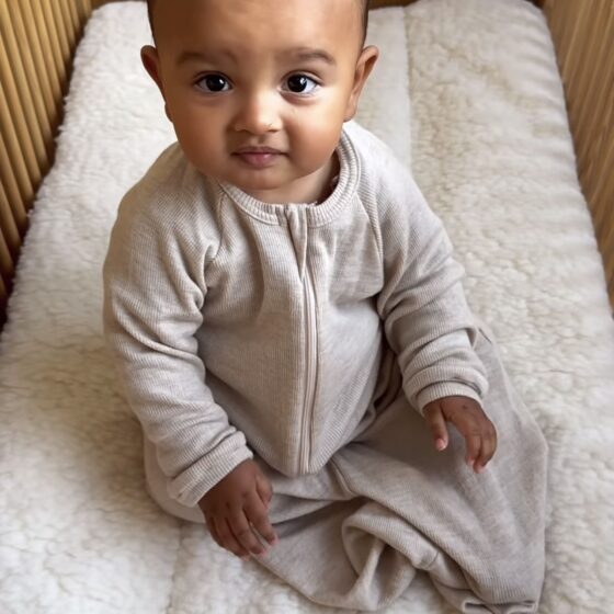 Baby vågner hele tiden
